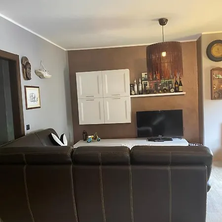 Il Castellaccio Apartman *